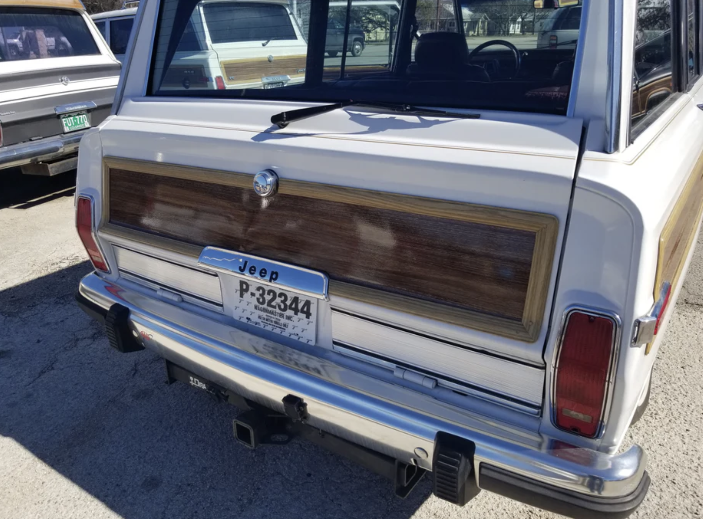 1981-1991 2 Piece Tailgate Woodgrain Trim Kit