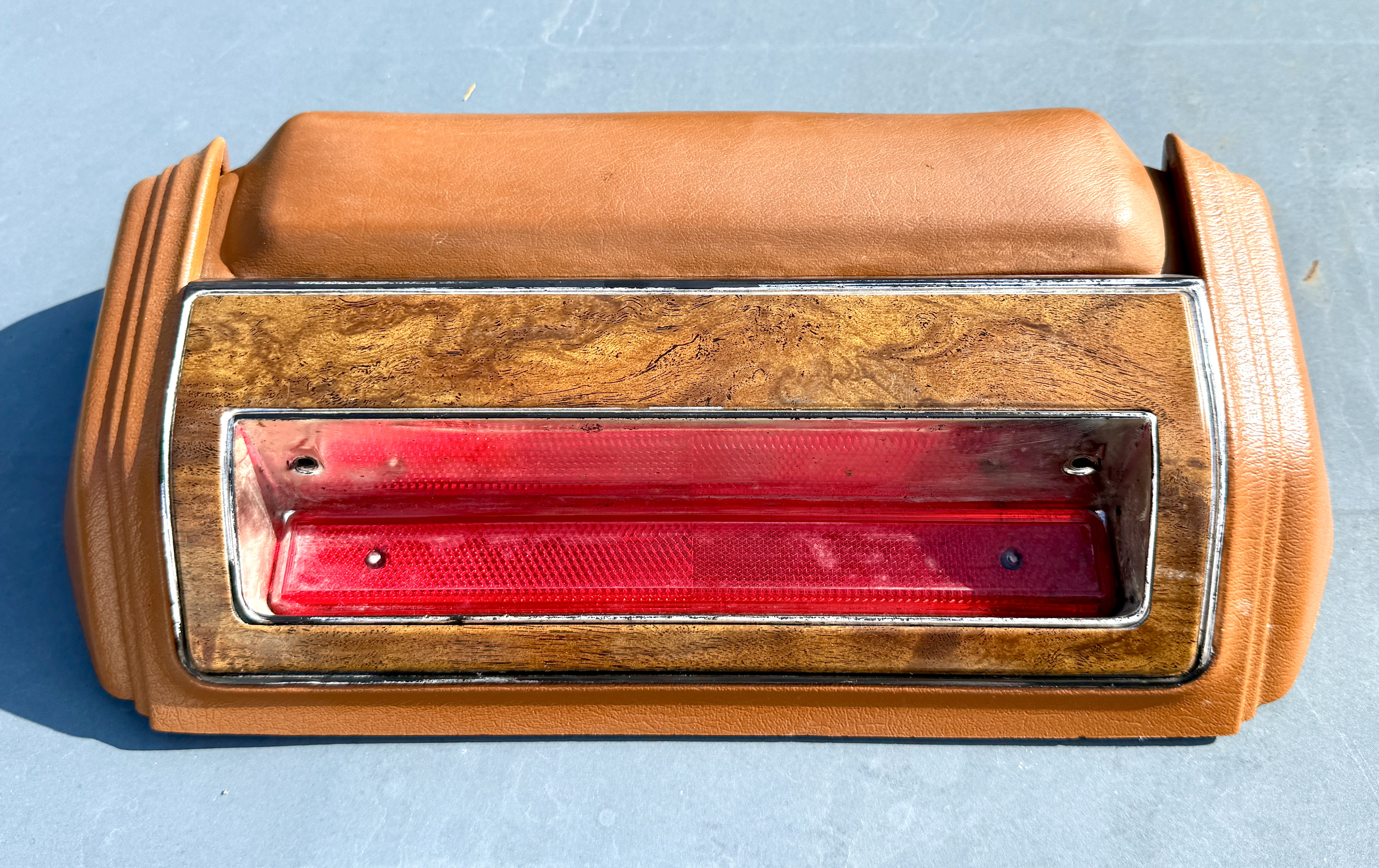 1973-1991 Nutmeg Front Door Arm Rest with Reflector