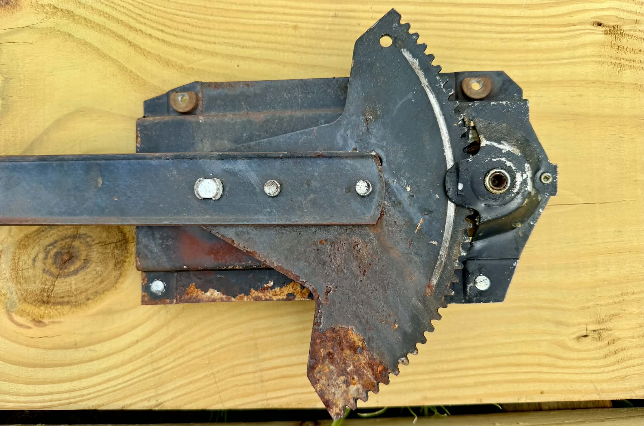 1965-1988  Front  Passenger/Right Manual Window Regulator
