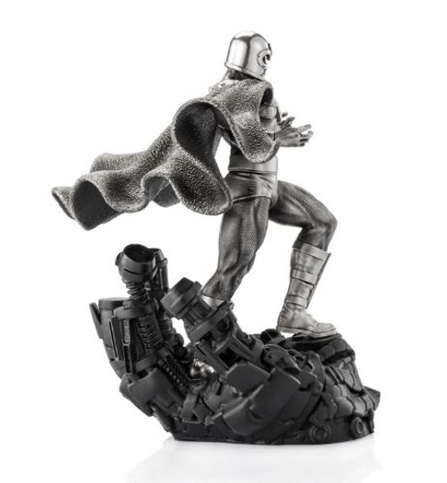 Limited Edition Magneto Dominant Figurine