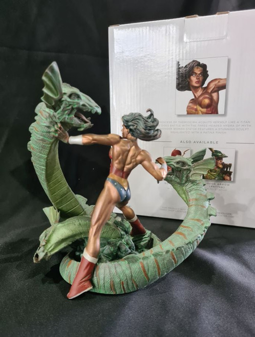 Wonder Woman vs Hydra Mini-Statue (2014)