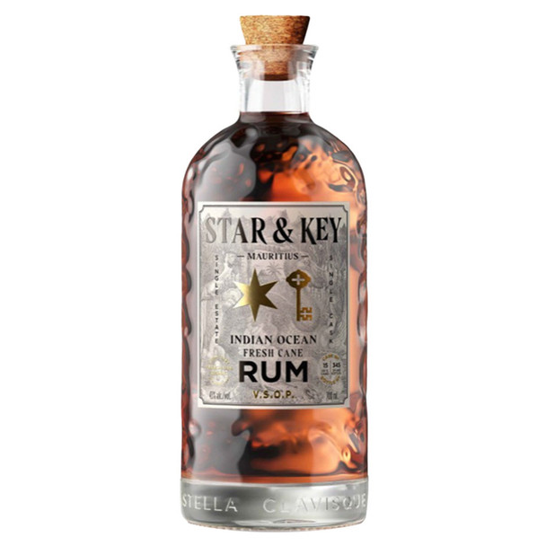 Star & Key VSOP Rum - 700 mL - 700ML - Glass
