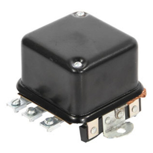 121578C1 | Voltage Regulator (6 Volt) for Case®
