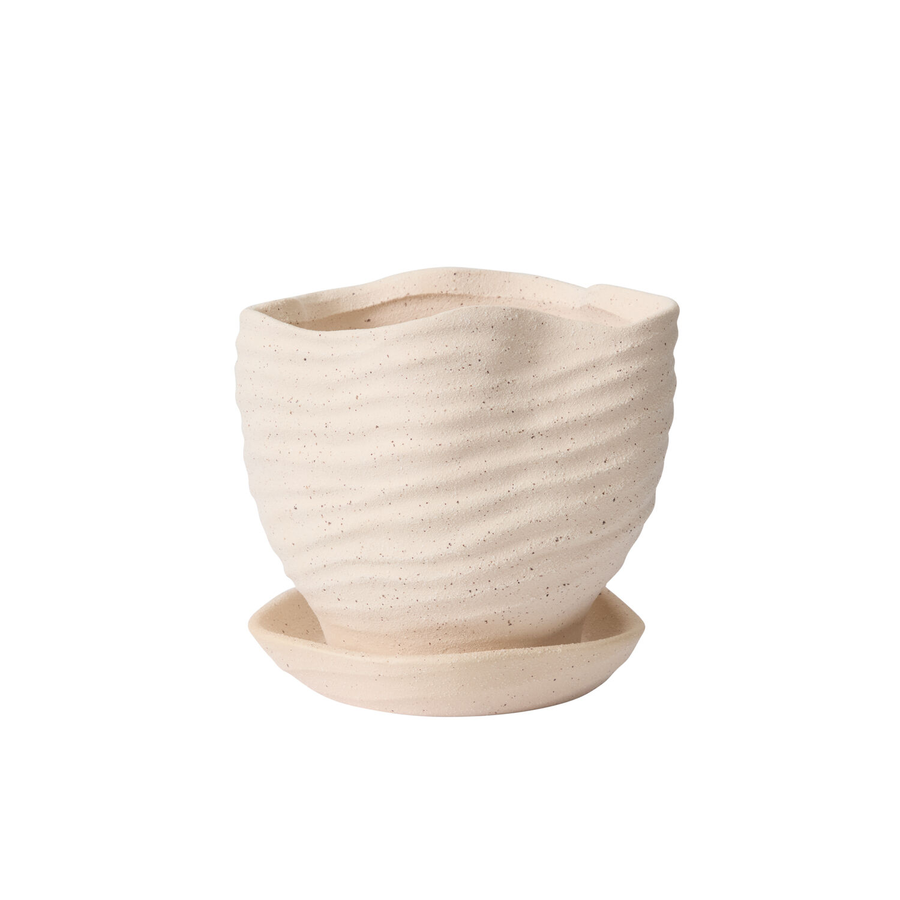 Highland Pot w/saucer 6"x5.5"x