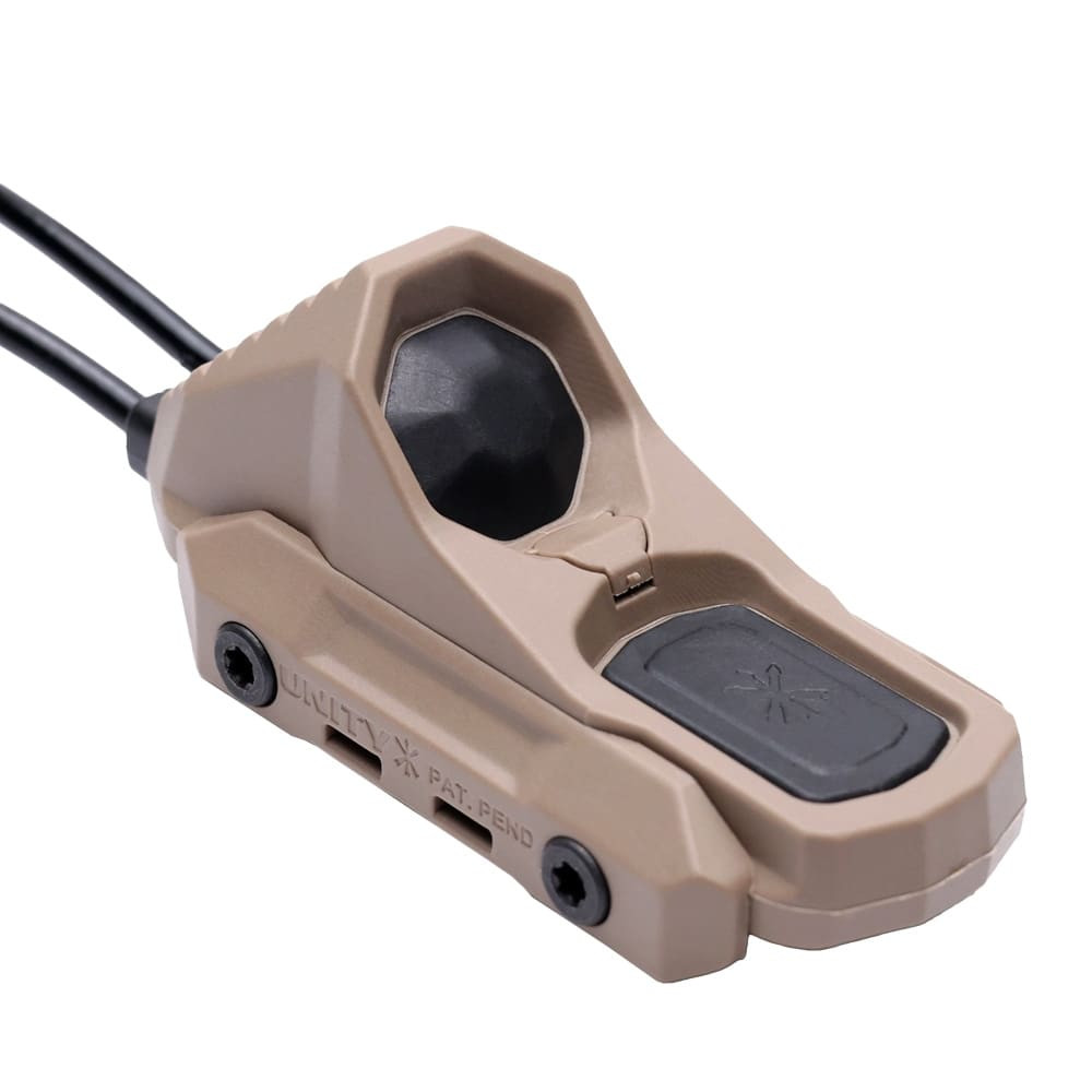 Unity Tactical AXON LINK USB-C 7" / Crane Laser 13", FDE Remote Switch AXN-UC7I13F