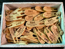 Bamboo Divot Repair Tool