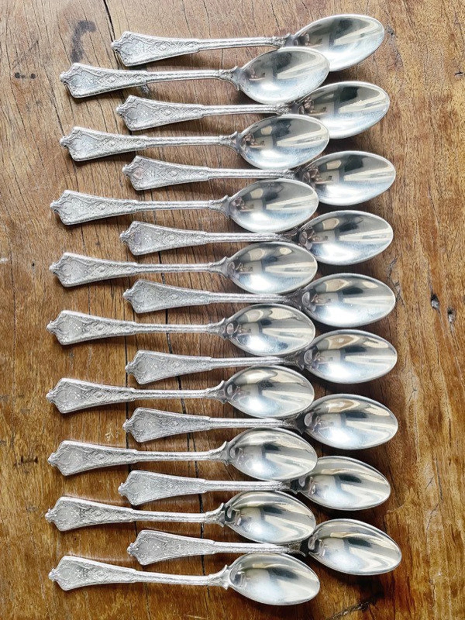 Set of 18 Tiffany & Co Sterling Silver Persian Ice Cream Spoons with Armorial