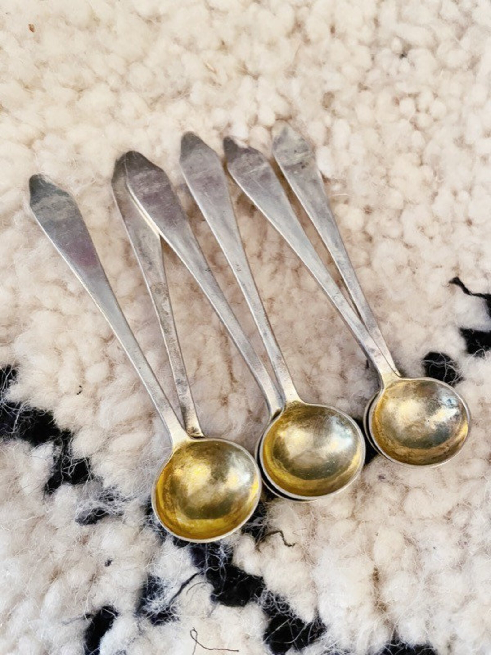 Set of 6 Antique Tiffany & Co Sterling Silver Salt Spoons in