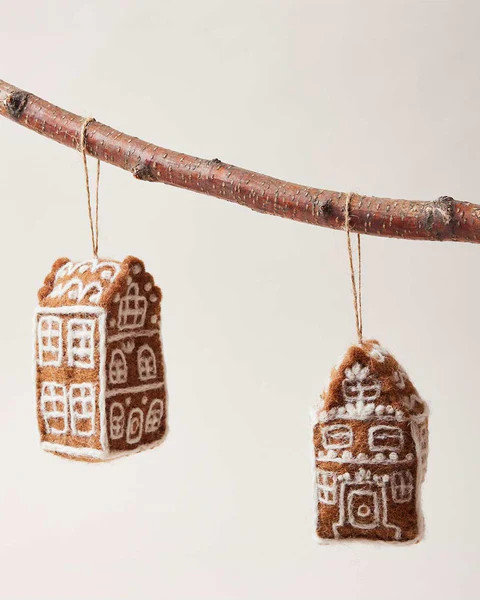 Felted Gingerbread House Ornament Set