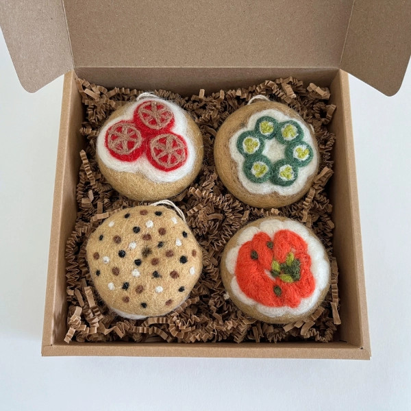 Felted Bagel Box Ornament Set