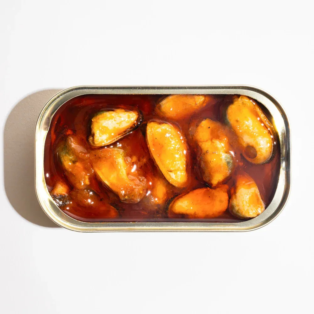 Mussels with Sweet Pepper + Garlic