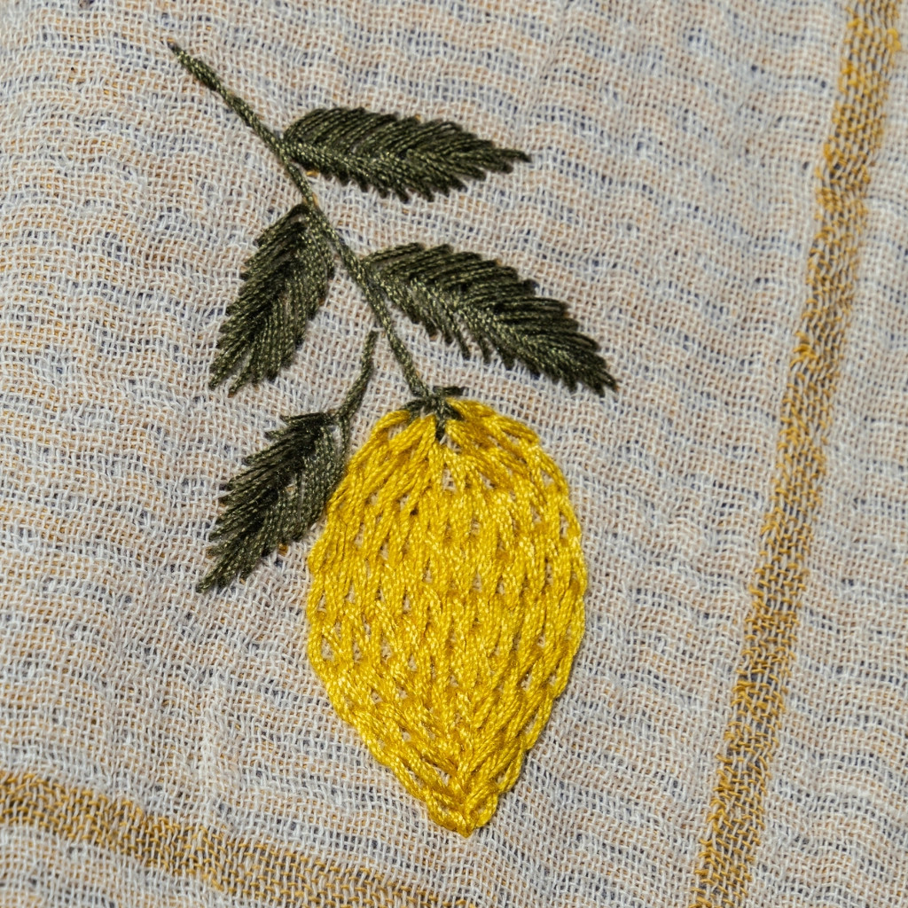 Lemon - Hand Embroidered Kitchen Towel Set