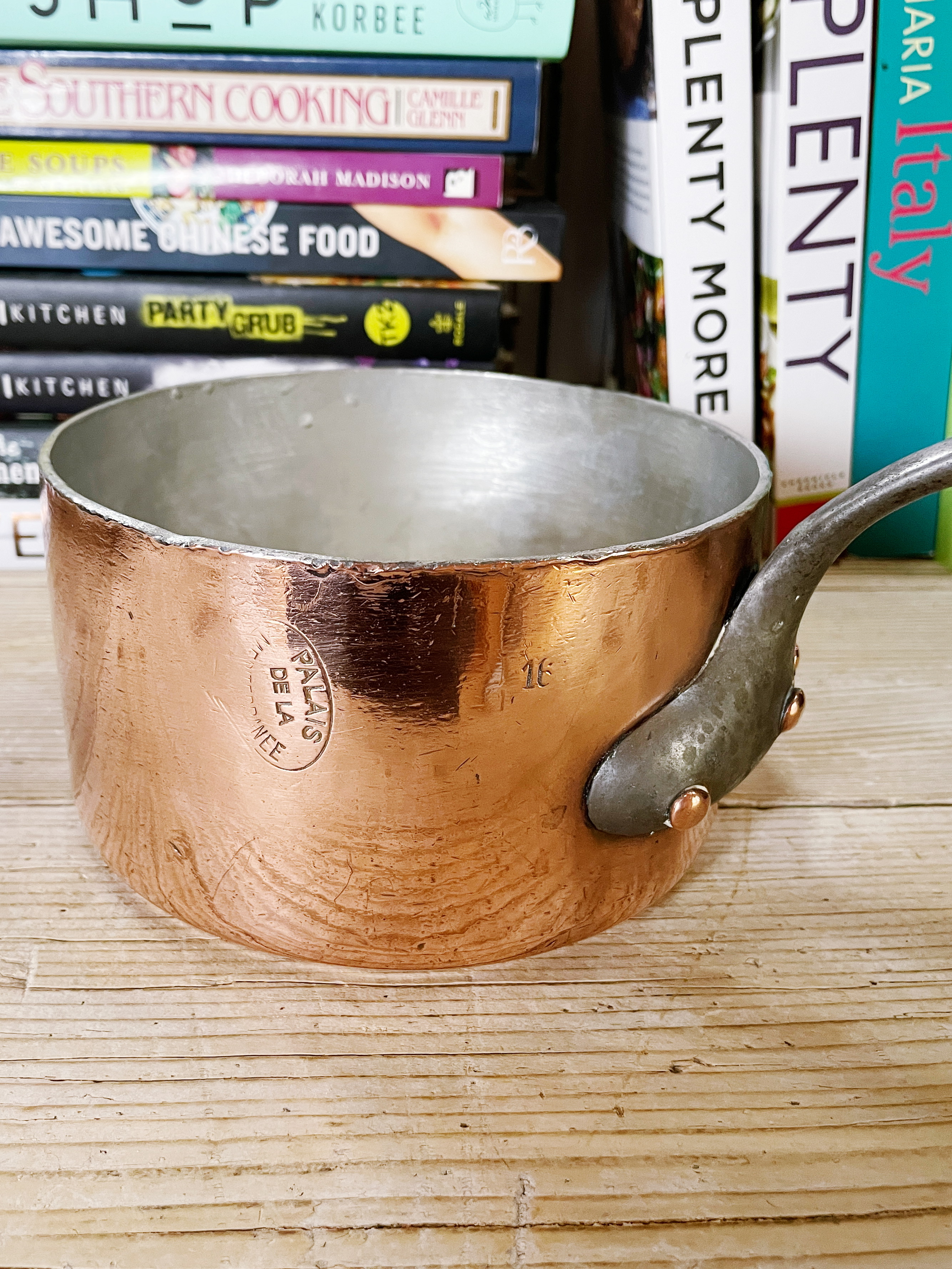 Antique French Gaillard Copper Pot from Hotel Palais de La Mediterranee in Nice