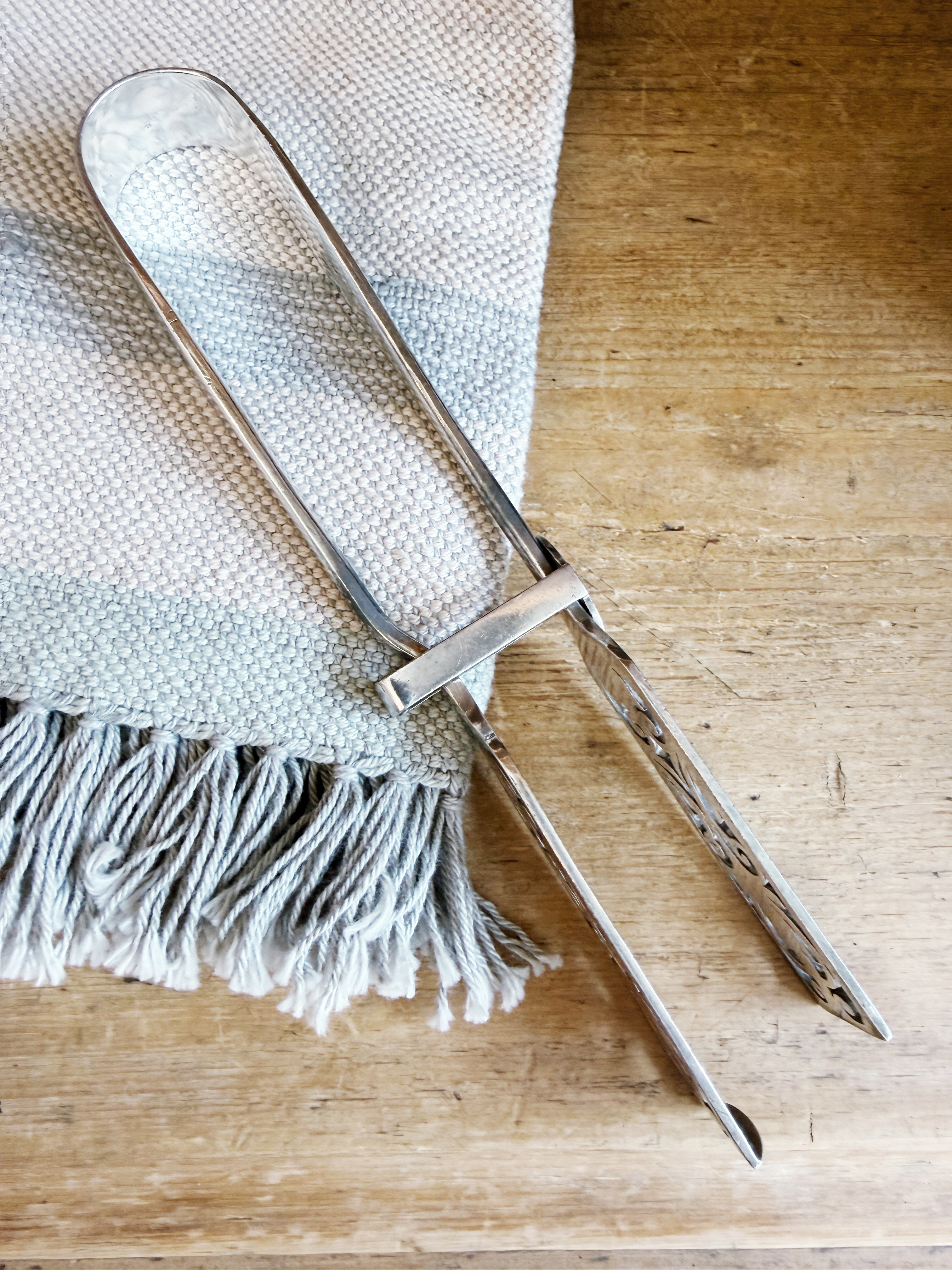 Antique Royal Mail Steamship Silver Plated Asparagus Tongs