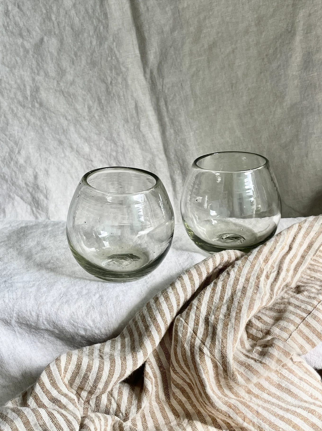 Handblown Ronde Glass
