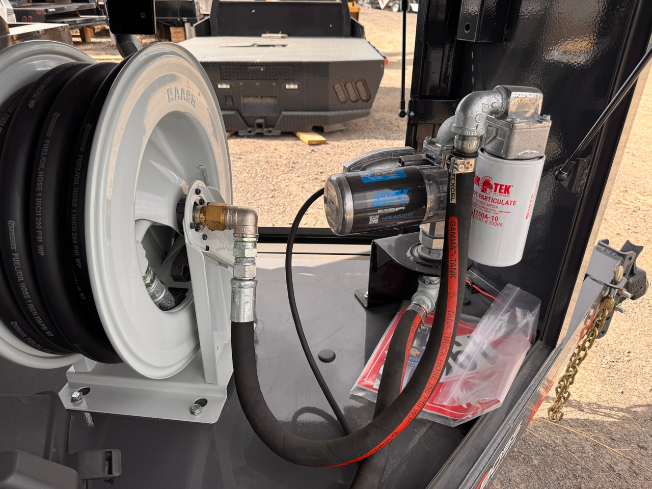 Boss 2025 Refueling Trailer | Single Axle 5.2k 430 Gallon, 20 GPM Pump, 35' Hose Reel