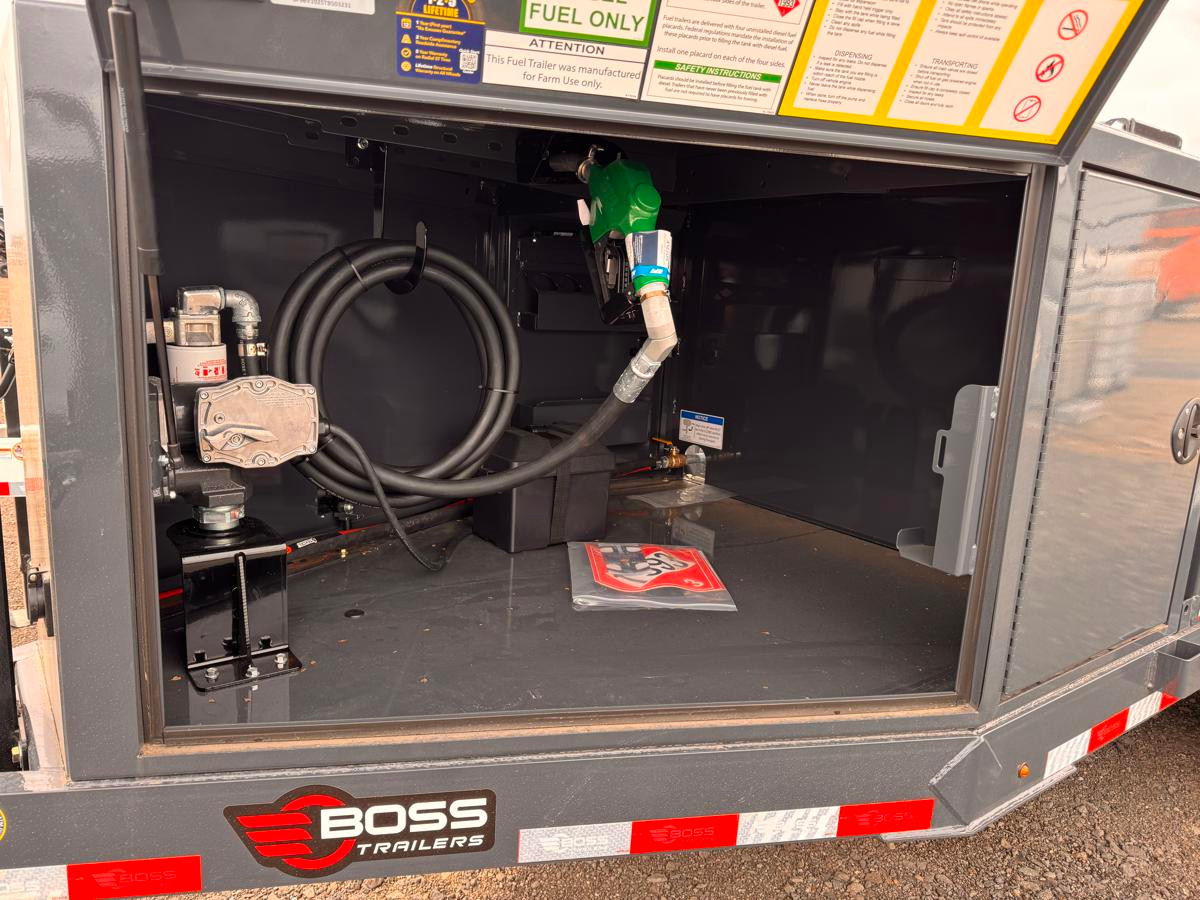 Boss 2026 Refueling Trailer | Tandem Axle 7k 990 Gallon, 25 GPM Pump, Front/Rear Enclosure (Farm Use Only)