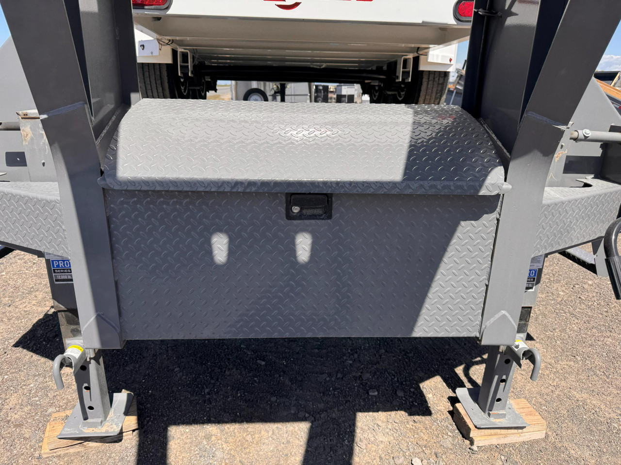 Diamond C 2025 FMAX212 28' Flatbed Trailer | Tandem Axle 12k Max Ramps, Sway Control