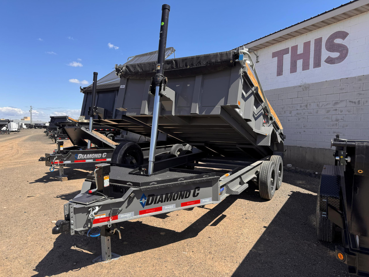 Diamond C 2026 LPT207 82"X14' Telescopic Dump | Tandem Axle 7k Ramps, Solar, 2' Sides With Boards