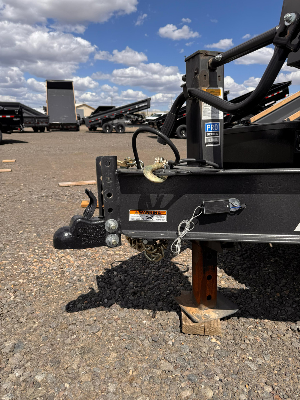 Diamond C 2025 Baseline HDU208 82"X16' Telescopic Dump | Tandem Axle 8k 24" Sides Wtih Board Brackets, Solar Charger