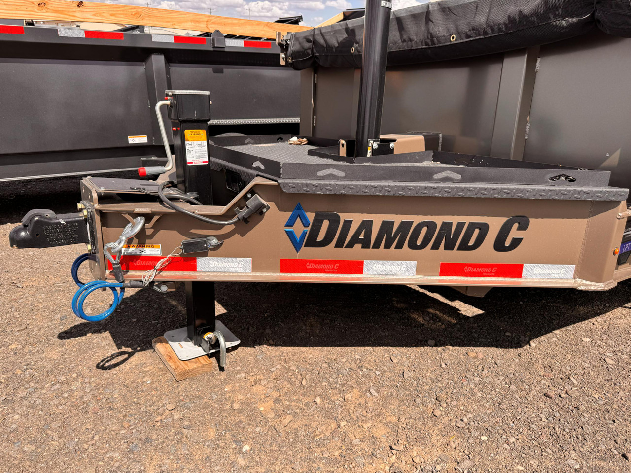 Diamond C 2026 LPT208 81"X16' Telescopic Dump | Tandem Axle 8k 24" Sides Wtih Board Brackets, Solar Charger