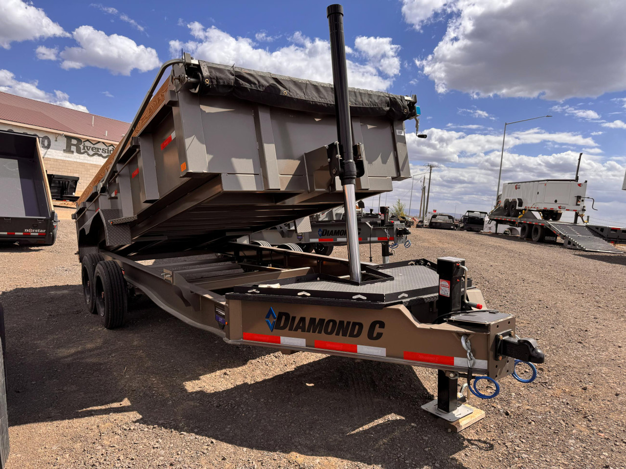 Diamond C 2026 LPT208 81"X16' Telescopic Dump | Tandem Axle 8k 24" Sides Wtih Board Brackets, Solar Charger