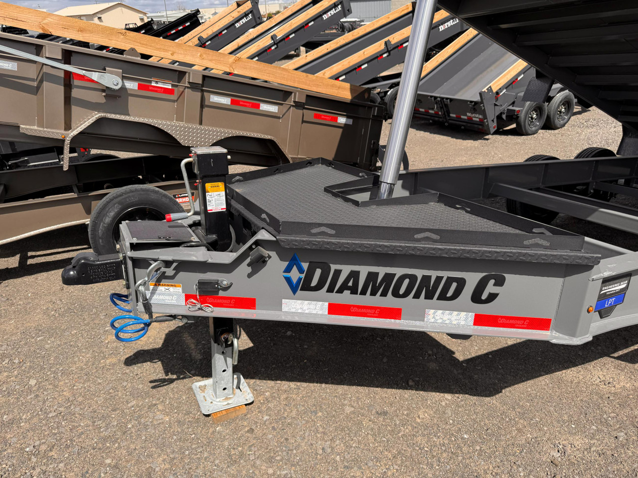 Diamond C 2026 LPT208 81"X16' Telescopic Dump | Tandem Axle 8k 32" Sides With Board Brackets, Solar Charger