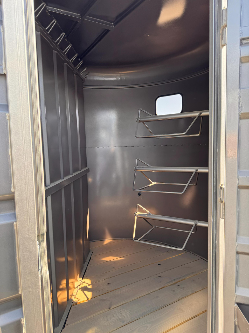 GR 2023 Horse Trailer | Tandem Axle 5.2k 3 Horse, Highside, Tack Room