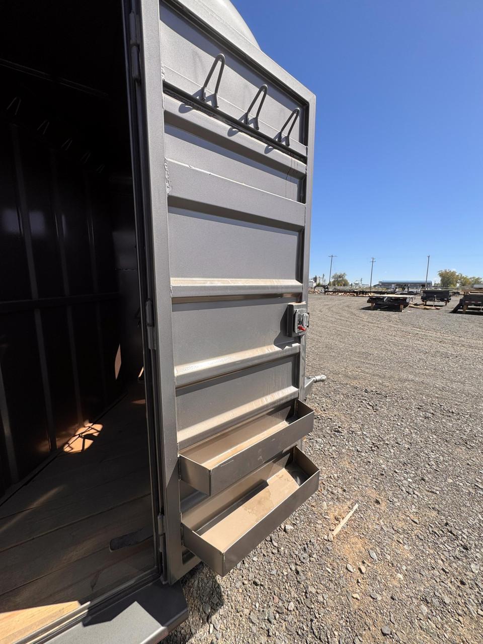 GR 2023 Horse Trailer | Tandem Axle 5.2k 3 Horse, Highside, Tack Room