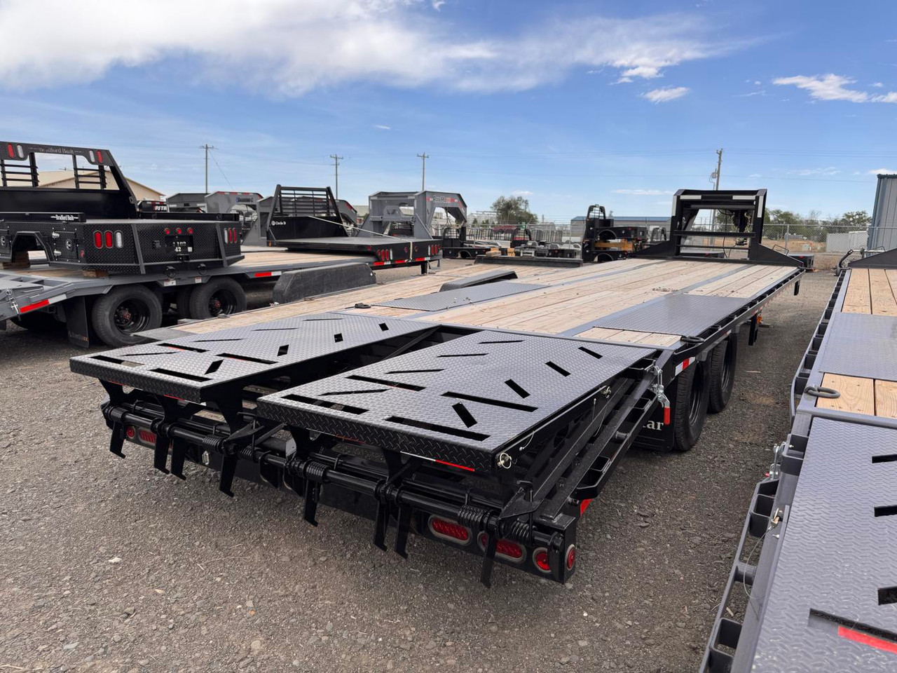 Iron Bull 2025 FXG 28' Flatbed Trailer | Tandem Axle 10k Dual Tires, 5' Rampage Ramps