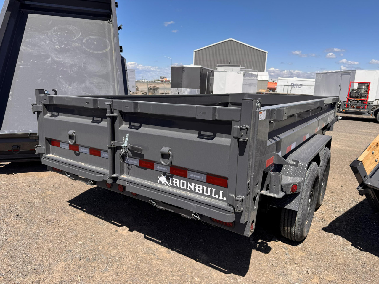Iron Bull 2026 DWB 83"X14' Scissor Dump Trailer | Tandem Axle 7k 24" Sides, Slide In Ramps, 2 Way Gate