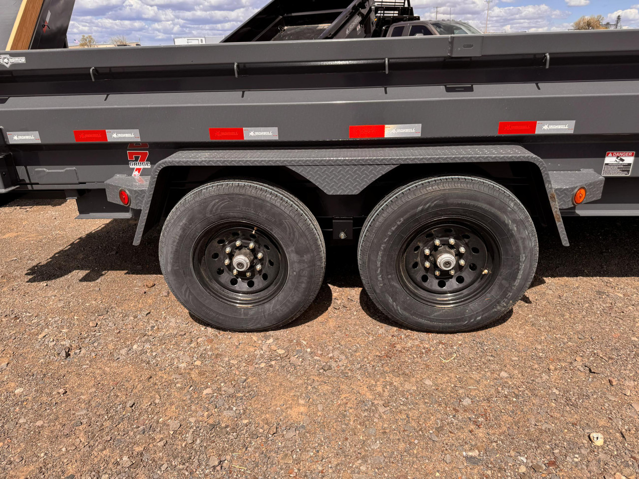 Iron Bull 2026 DWB 83"X16' Scissor Dump Trailer | Tandem Axle 7k 2' Sides, Slide In Ramp