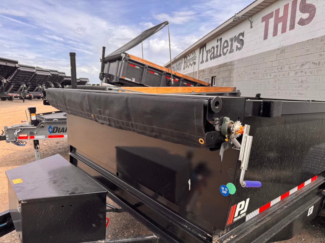 P.J. 2026 D7 83"X14' Scissor Dump Trailer | Tandem Axle 7k 2' Sides, Slide In Ramps, Spreader Rear Gate