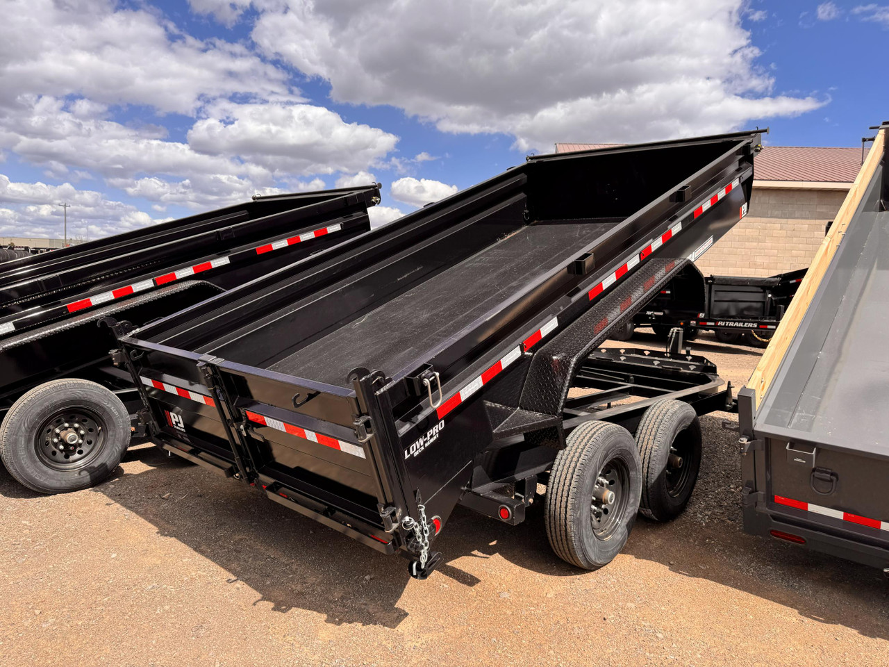 P.J. 2026 DL 83"X14' Low Profile Dump | Tandem Axle 7k Hydraulic Jack