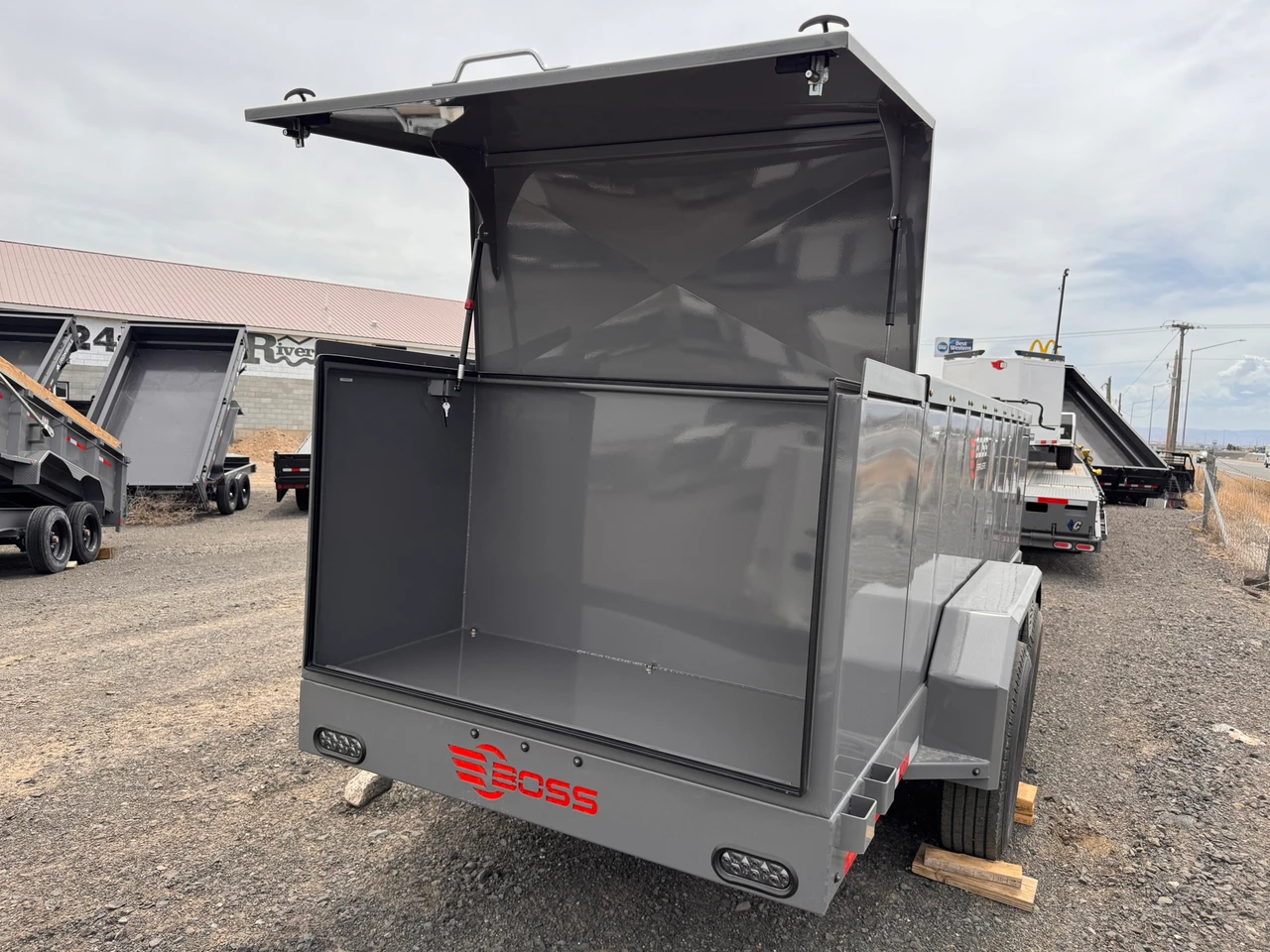 Boss 2026 Multi-Tank Refueling Trailer | 880 Gallon, 30 GPM Pump, 35' Hose Reel, 90 Gallon DEF Tank and Pump (DOT Legal