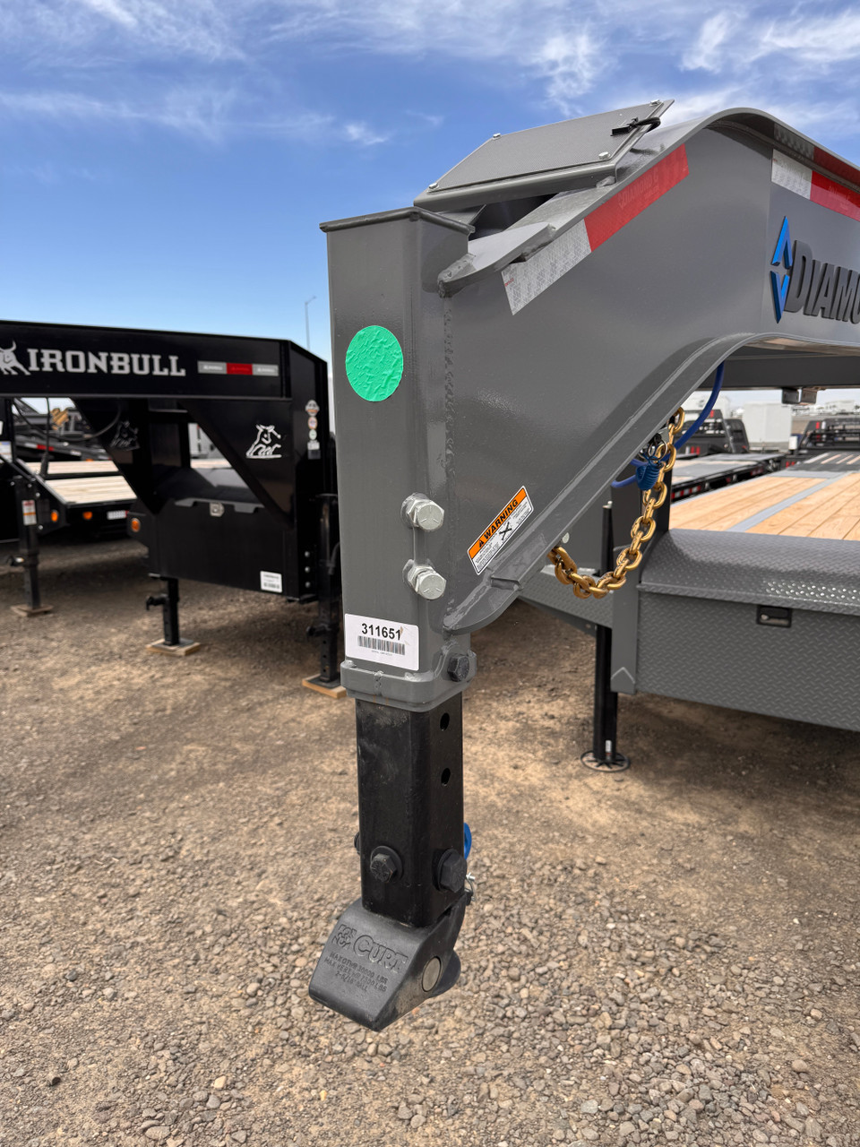 Diamond C 2026 FMAX212 35' Flatbed Trailer | Tandem Axle 25.9K, Hydraulic Dovetail, DUAL HYD JACKS, SOLAR CHARGER, EXTRA UNDERBODY BOX, SPARE