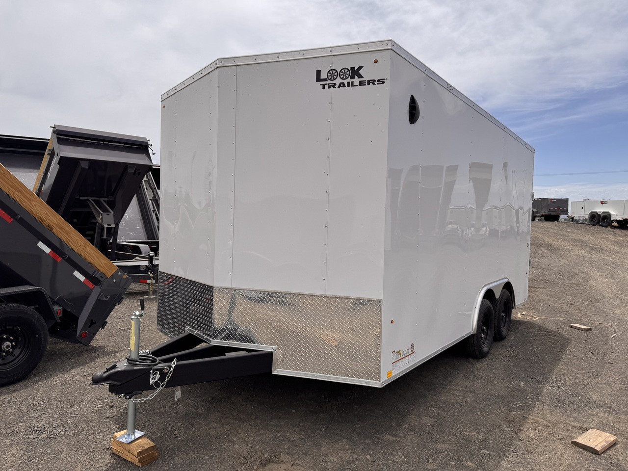 Look Trailers 2026 ST DLX 102"X16' N-Nose Cargo Trailer | Tandem Axle Axle 7K, 7' Tall, Rear Ramp Door