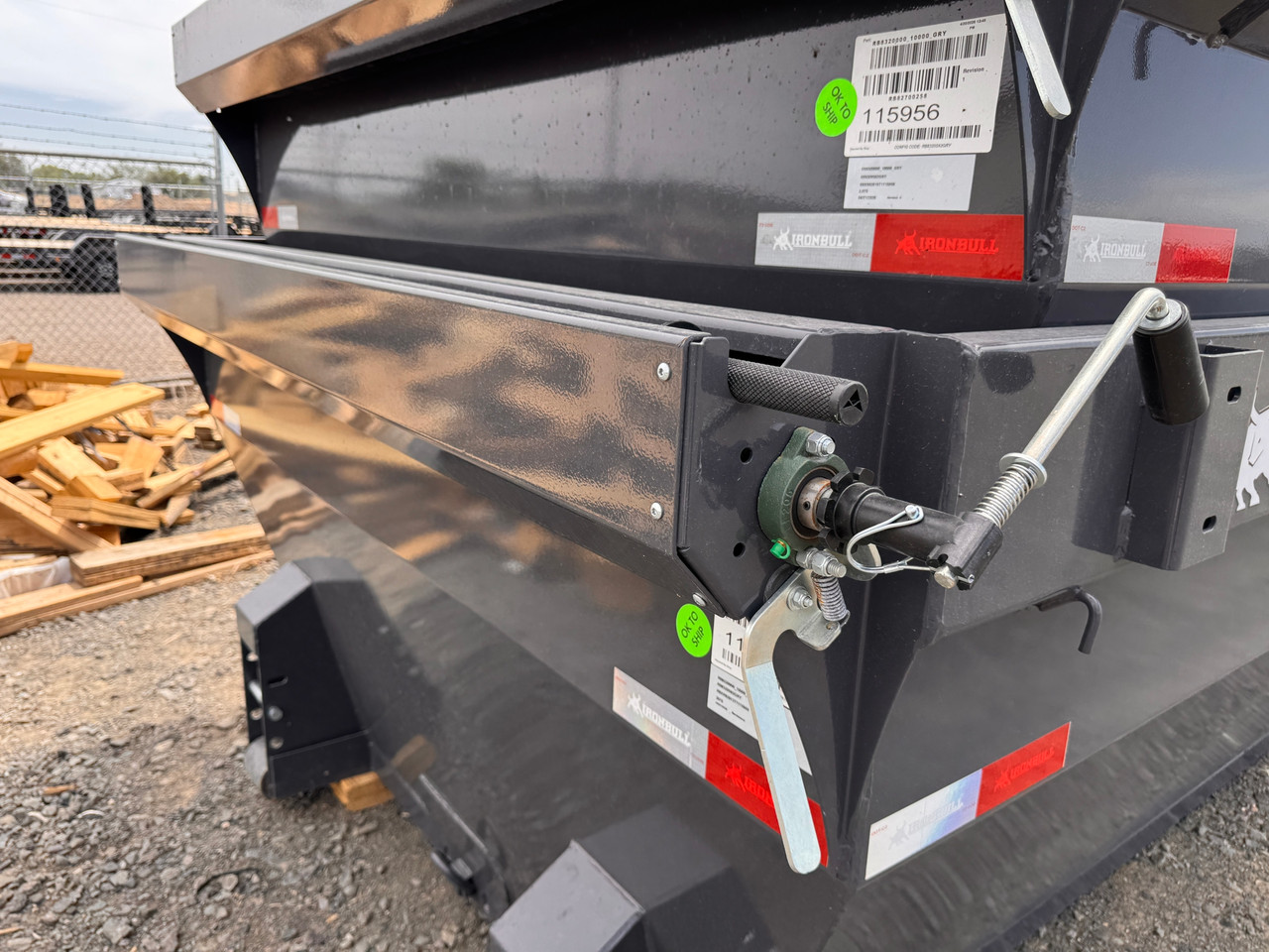 Iron Bull Trailers 2026 20' Roll Off Bins | 48" Sides