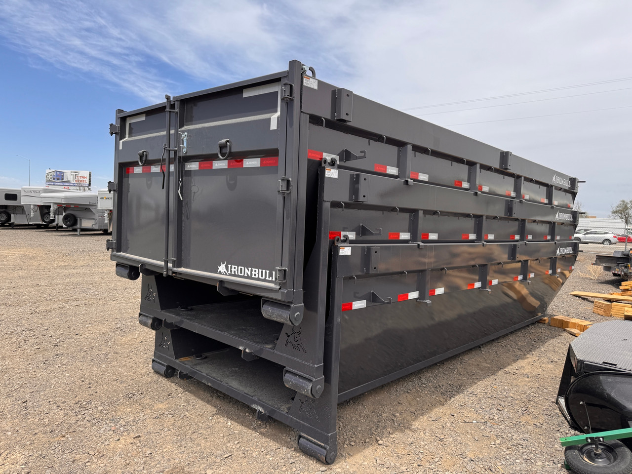 Iron Bull Trailers 2026 20' Roll Off Bins | 48" Sides