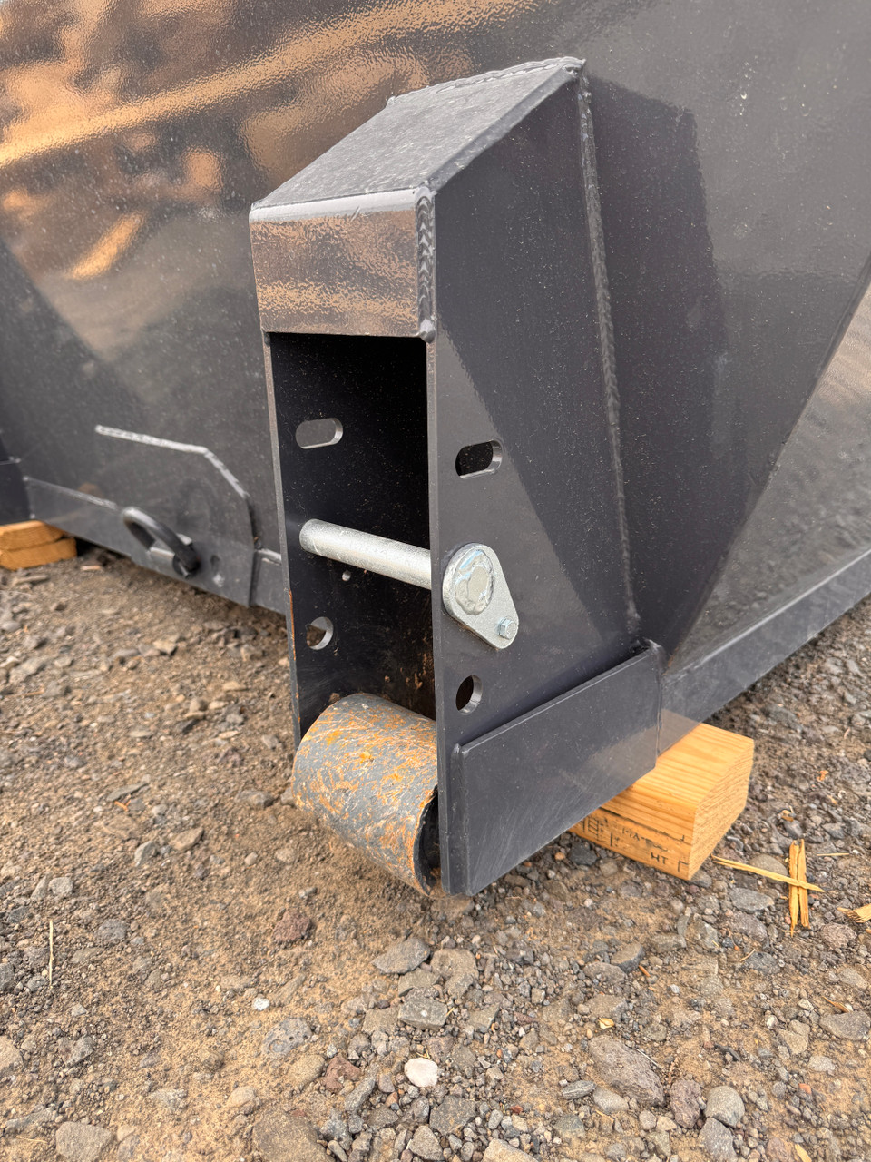 Iron Bull Trailers 2026 20' Roll Off Bins | 48" Sides