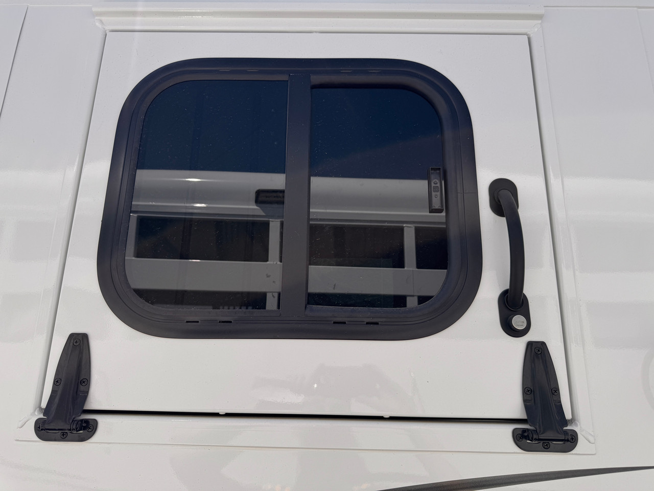 Trails West Trailers 2027 Adventure MX Horse Trailer | Tandem Axle Axle 13.867K, 4 Horse, Feed Windows, Rubber Floors, Rear Barn Doors Tack Room, Swing Out Saddle Racks,Water Tank