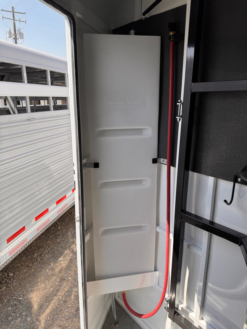 Trails West Trailers 2027 Adventure MX Horse Trailer | Tandem Axle Axle 13.867K, 4 Horse, Feed Windows, Rubber Floors, Rear Barn Doors Tack Room, Swing Out Saddle Racks,Water Tank