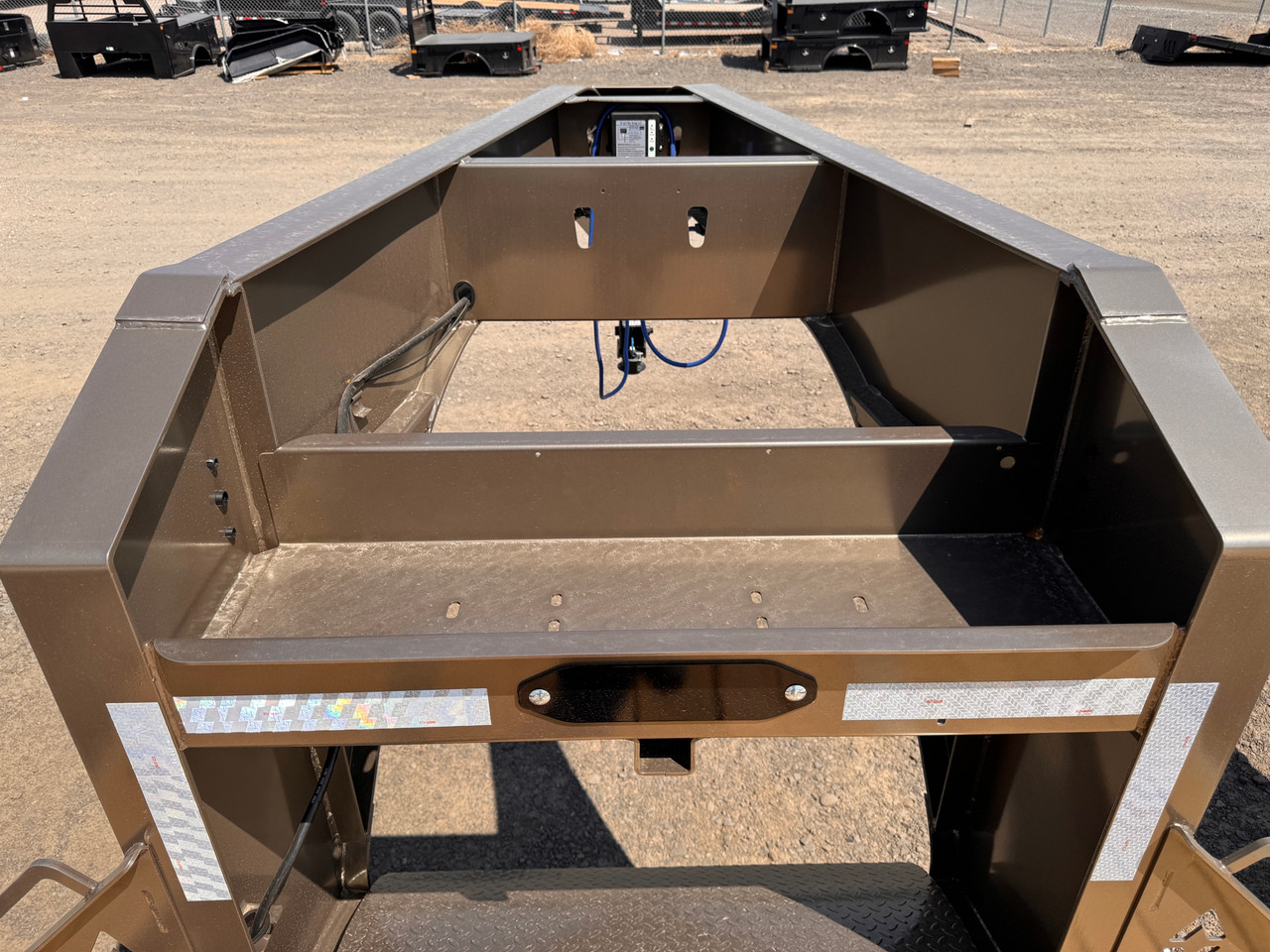 Diamond C Trailers 2026 FMAX212 35' Deckover Flatbed Trailer | Tandem Axle Axle 25.9K, Hydraulic Dove, Dual Hydraulic Jacks, Solar Charger, ABS Brakes