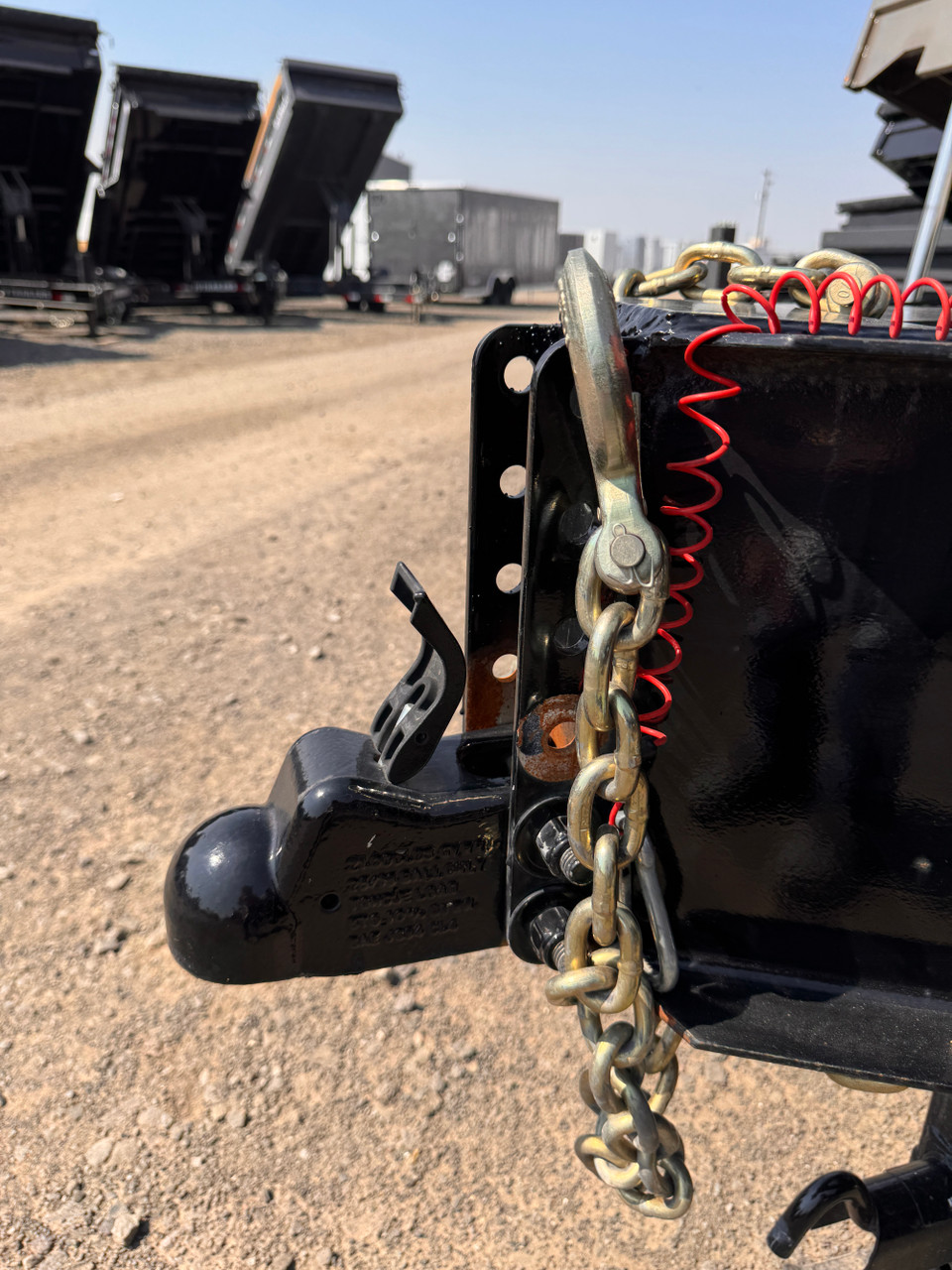 Big Tex Trailers 2023 96"X15' Deckover Dump Trailer | Tandem Axle Axle 14K, Drop Down Sides, Tarp Kit, Solar Charging, Spare Tire, 2 Way Spread Gate, Slide In Ramps
