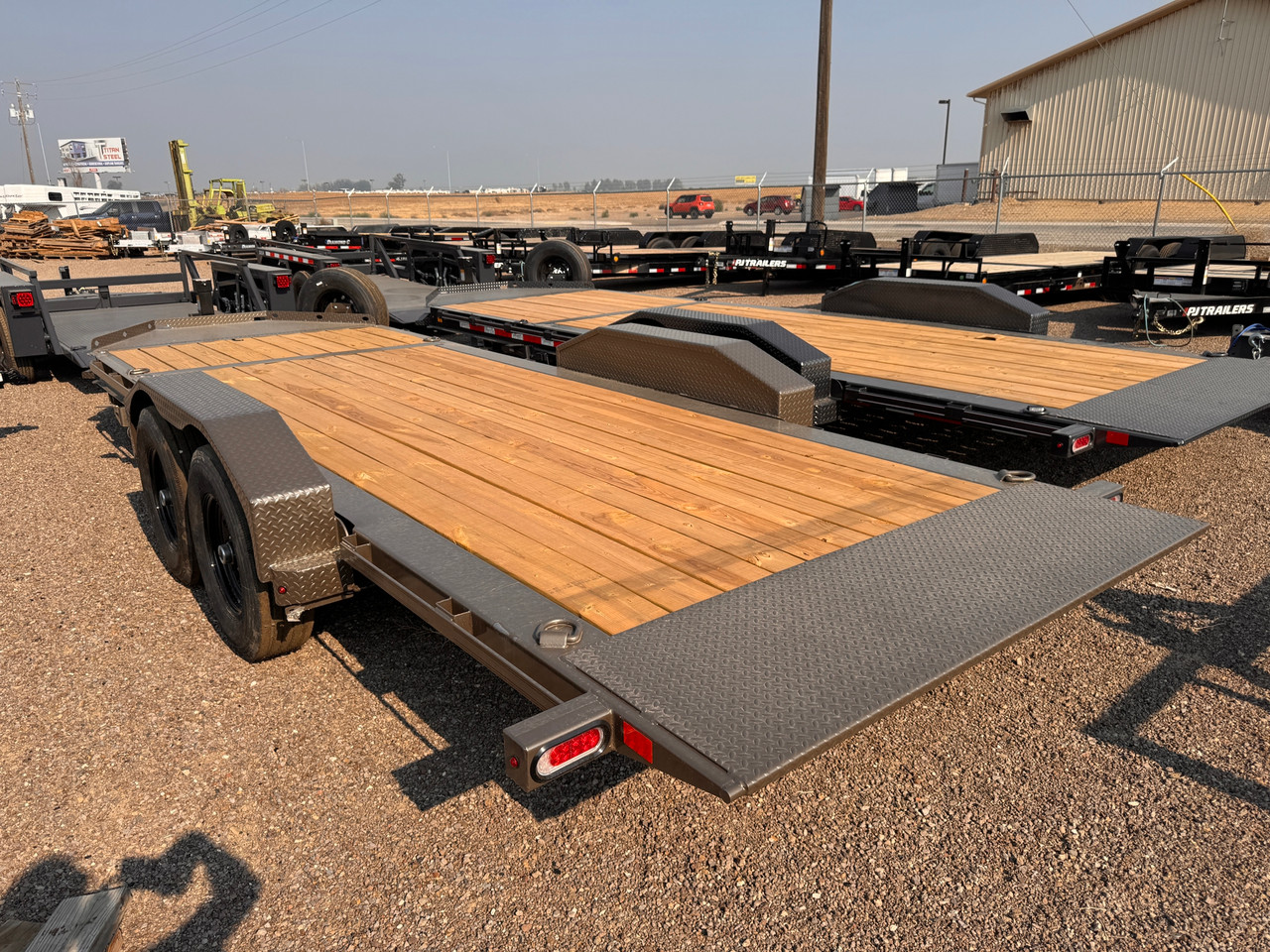 Diamond C Trailers HDT207 Pacesetter 82"X20' Equipment Tilt Trailer | Tandem Axle Axle 15.5K, Steel Diamond Plate Fenders, Spare Tire, XL Locking Tongue Box
