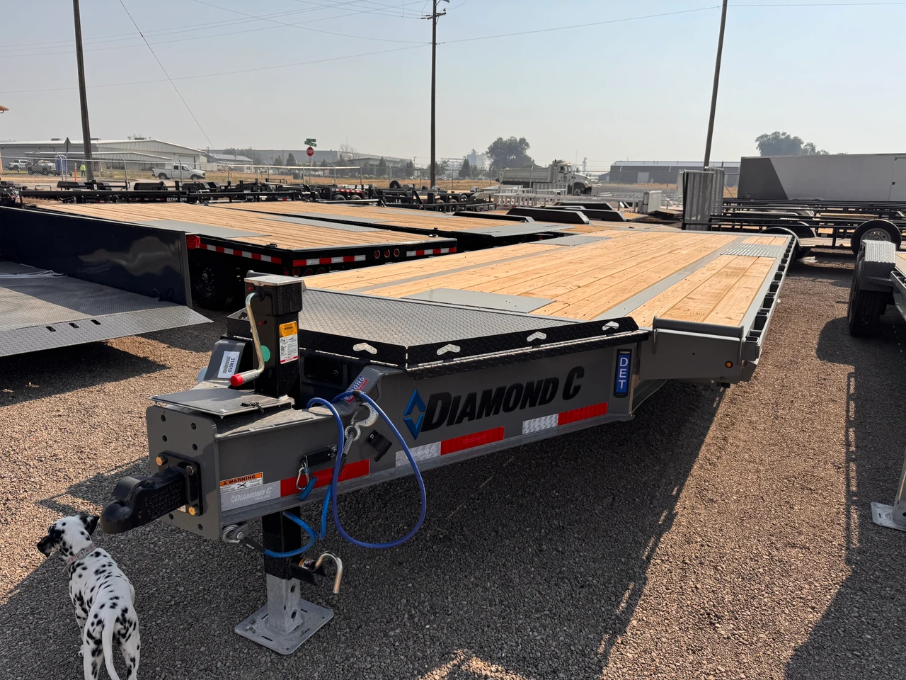 Diamond C Trailers DET208 26' Deckover Tilt Trailer | Tandem Axle Axle 18K, Full Power Tilt, XL Locking Tongue Box, Solar Charging