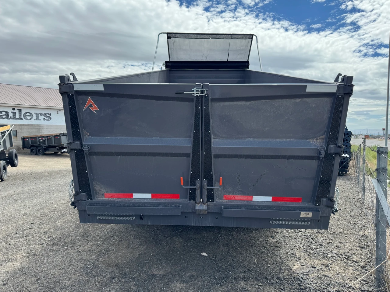 Raw Maxx Trailers 2026 HDX 102"X20' DUMP Trailer | Tandem Axle 20K, Dual Tires, Hydraulic Jacks, 44" Sides, Solar Charging, Storage With Shelves, Straight Ramps
