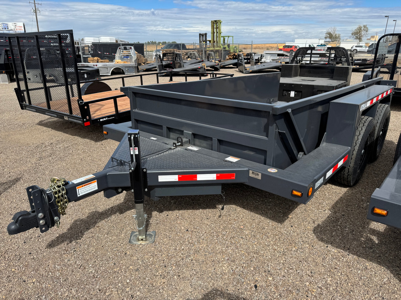 Triple L Trailers 2026 UT914 75"X14' Drop Deck Utility Trailer | Tandem Axle 13.615K, Hydraulic Lift, Closed Sides, Low Angle Dovetail, Tongue Storage