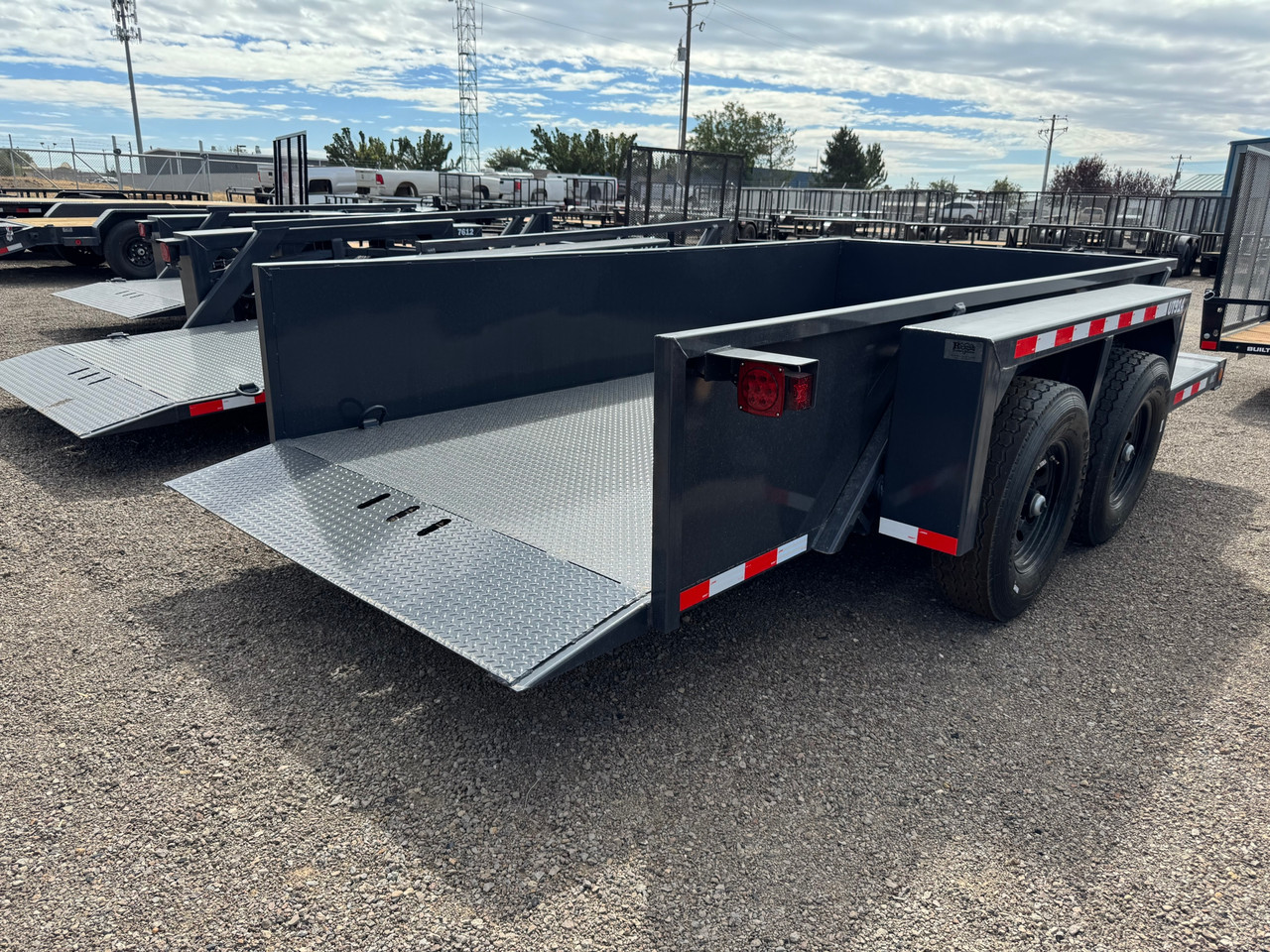 Triple L Trailers 2026 UT914 75"X14' Drop Deck Utility Trailer | Tandem Axle 13.615K, Hydraulic Lift, Closed Sides, Low Angle Dovetail, Tongue Storage