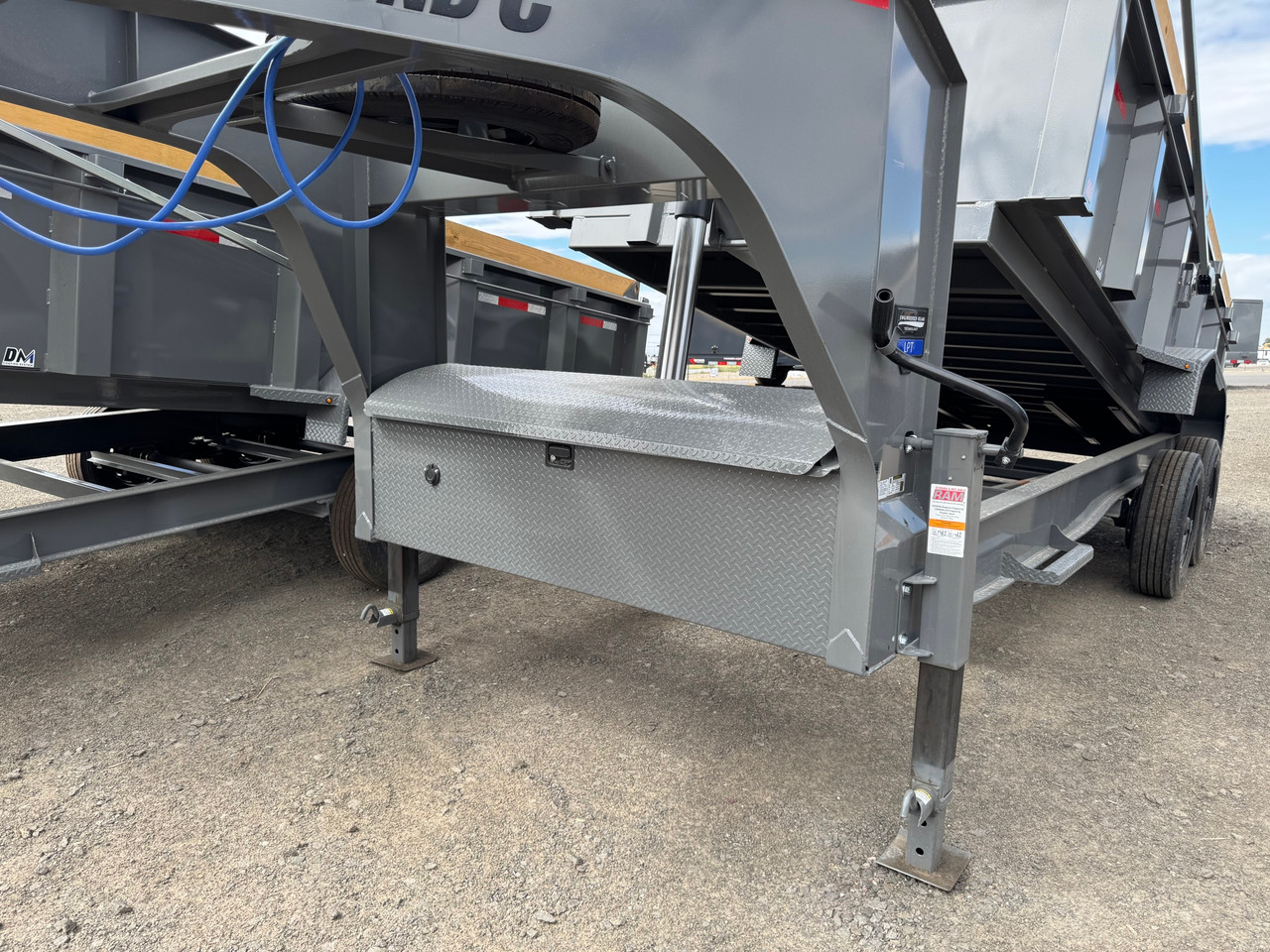 Diamond C Trailers LPT210 82"X16' Telescopic Dump Trailer | Tandem Axle, Torsion axles, 32" SIdes w/ Board Brackets, 3/16" HD Fenders, Solar Recharging, Spare